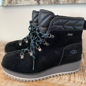 UGG - Winter / Snow boots Size 7